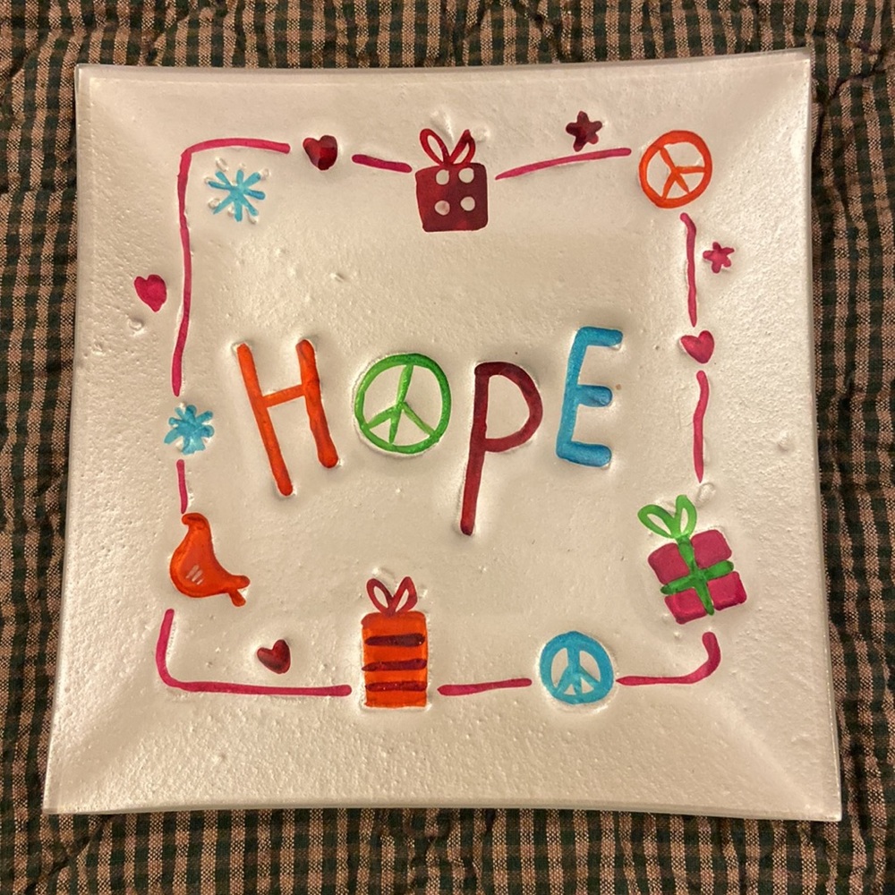Set of 3 Holiday Plates LOVE HOPE JOY - Picture 4 of 10